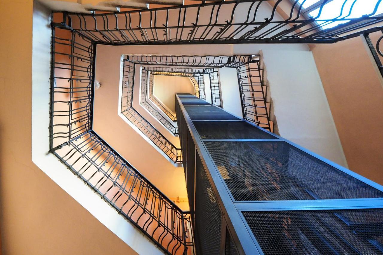 Primopiano - Piero Della Francesca Apartment Milano Ngoại thất bức ảnh